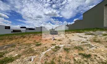 Imagem: Terreno à venda, 300m2 por R$ 460.000,00