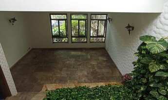 Imagem: Alugo casa 03 dor com edícula no centro