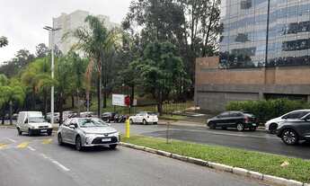 Imagem 3: Prédio à venda em São Paulo no Alphaville