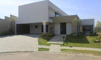 Imagem: Casa de luxo em condomínio, 4 quartos e