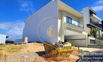 Imagem 2: Casa de alto Padrão a Venda, Condomínio Reserva Ermida, no bairro Jardim Ermida I, localiz