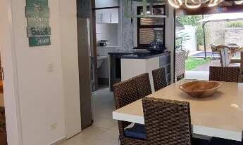 Imagem 6: Casa Aluguel Juquehy com, 4 dormitórios, 3 suítes, acomodação para 10-12 pessoas e a 150m