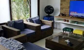 Imagem 3: Casa Aluguel Juquehy com, 4 dormitórios, 3 suítes, acomodação para 10-12 pessoas e a 150m