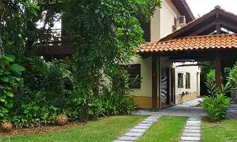 Imagem 2: Casa a Vendas - Condomínio 4 suítes, 3 vagas, serviço de praia, piscina coletiva, sauna, j