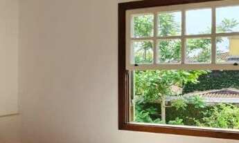 Imagem 2: Casas a Venda em Juquehy - Canto direito, 50 metros da praia, com 4 dorm. sendo 2 suítes