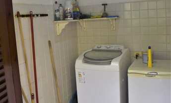 Imagem 3: Aluguel Anual em Juquehy - Casa em condomínio, 03 quartos, sendo 01 suíte, varanda, churra