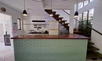 Imagem: SOBRADO À VENDA PRÓXIMO DA PRAIA EM ILHABELA-SP