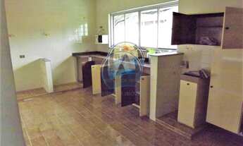 Imagem 2: Imperdível! Casa à venda em Ubatuba-SP, no bairro Silop, com 3 quartos, 1 suíte, 2 salas