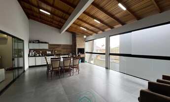 Imagem 2: Sobrado residencial com sala comercial 3 dormitórios 1suíte - Nossa Senhora da Paz - Balne