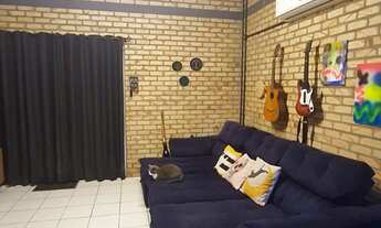 Imagem 3: CASA RESIDENCIAL em BALNEÁRIO PIÇARRAS - SC, Centro