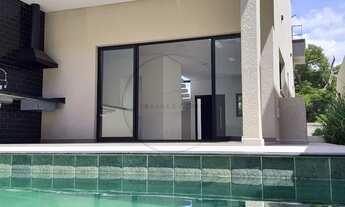 Imagem 3: Casa em condomínio de luxo com 3 suítes no Parque Arco Iris: uma oportunidade imperdível e