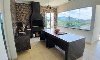 Imagem 7: Casa de Esquina e Condomínio