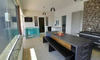 Imagem 3: Casa de Esquina e Condomínio