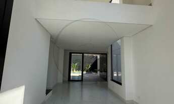 Imagem 6: Imperdível oportunidade: Casa de alto padrão com 3 suítes em condomínio de Atibaia-SP!