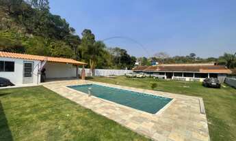 Imagem: Chácara de luxo com 3 suítes e ampla área