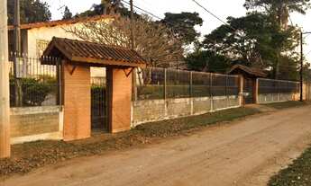 Imagem 1: Chácara à venda em Atibaia-SP, bairro Chácaras Fernão Dias: 5 quartos, 2 salas, 2 banheiro