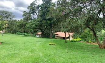 Imagem 7: Sítio à venda em Atibaia-SP, no Jardim Maracanã: 4 quartos, 1 suíte, 3 banheiros