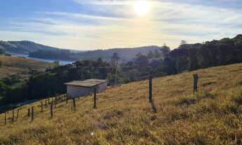 Imagem 1: Sítio à Venda em Piracaia com 4 Alqueires