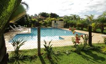 Imagem: Lindo sítio à Venda em Piracaia no asfalto