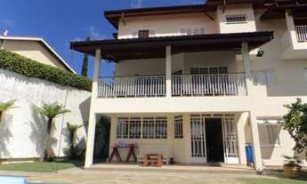 Imagem 2: Linda Casa em Atibaia na Vila Gardênia 522m²