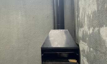 Imagem 2: Sobrado de condominio com quintal