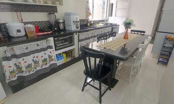 Imagem 6: Imóvel Espaçoso e Aconchegante com 2 Quartos e 2 Vagas de Garagem em Ocian, Praia Grande-S