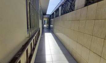 Imagem 2: Imperdível oportunidade: Casa Geminada com edícula à venda em Praia Grande-SP, Caiçara! 2