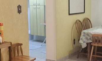 Imagem 2: Apartamento à venda na Aviação, Praia Grande-SP: 1 quarto, 1 sala, 1 banheiro, 1 vaga de g