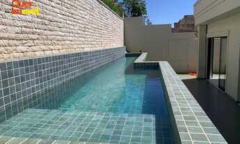 Imagem: Casa de Alto padrão em Condomínio à Venda