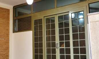 Imagem 3: Casa à venda no Centro de Cravinhos-SP com 3 quartos, 1 suíte e 275m² - Quer Imóvel Negóci