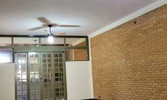 Imagem 6: Casa à venda no Centro de Cravinhos-SP com 3 quartos, 1 suíte e 275m² - Quer Imóvel Negóci