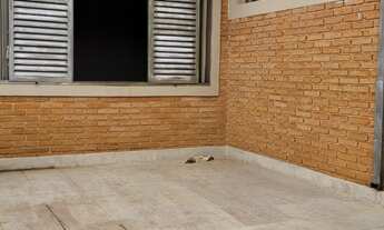 Imagem 7: Casa à venda no Centro de Cravinhos-SP com 3 quartos, 1 suíte e 275m² - Quer Imóvel Negóci