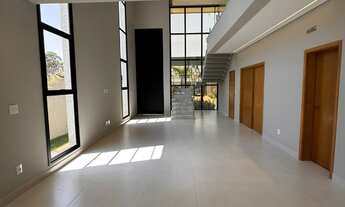 Imagem 5: Residência Exclusiva em Condomínio de Luxo em Ribeirão Preto-SP, Vila do Golf: 4 quartos