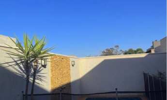 Imagem: Imperdível Casa em Condomínio à Venda