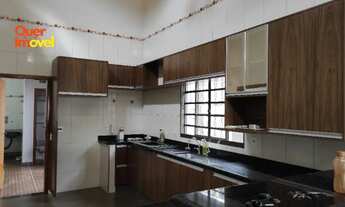 Imagem 6: Imperdível Casa à Venda em Ribeirão Preto-SP, Bairro Bonfim Paulista: 3 Quartos, 1 Suíte