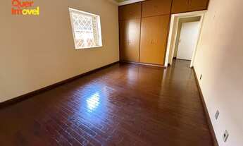 Imagem 7: Imperdível Casa à Venda em Ribeirão Preto-SP: 3 Quartos, 1 Sala, 3 Banheiros e 4 Vagas de