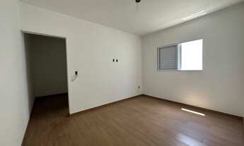 Imagem 6: CASA SOBRADO NO POUSADA DO SOL, EM POUSO ALEGRE-MG, COMPOSTA DE 03 QUARTOS, SENDO 01 SUÍTE