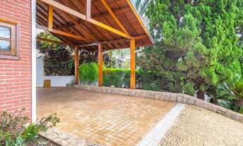 Imagem 4: Casa em Condomínio de Alto Padrão em Campinas-SP: 4 Quartos, 2 Suítes, 3 Salas, 5 Banheiro