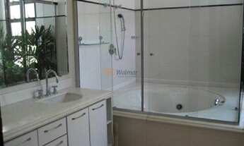 Imagem 7: Casa de Luxo em Condomínio: 4 Quartos, 4 Suítes, 4 Salas, 6 Banheiros, 5 Vagas de Garagem