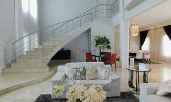 Imagem: Luxuosa casa em condomínio à venda em