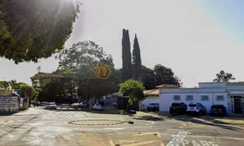 Imagem 4: Casa Comercial Exclusiva: 6 Quartos, 6 Salas, 4 Banheiros, 9 Vagas de Garagem em Nova Camp