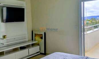 Imagem 2: Casa de alto padrão em condomínio no Jardim Jurema, Valinhos-SP: 3 quartos, 1 suíte, 3 sal