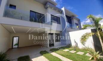 Imagem: Sobrado Alto Padrão com 3 suites, piscina