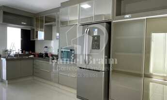 Imagem: Casa com 3 dormitorios sendo 1 suite e varanda