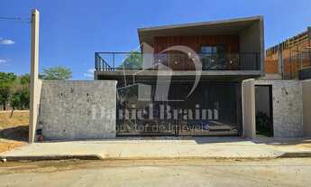 Imagem 4: Sobrado Exuberante com 3 suites, Varanda Gourmet e Piscina no Parque das Aguas