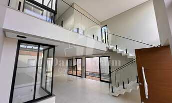 Imagem: Sobrado com 4 quartos Piscina e Churrasqueira