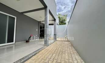 Imagem: Casa a venda no bairro Renato Gonçalves