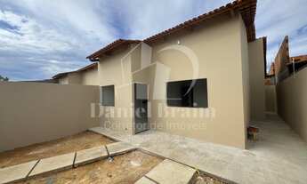 Imagem: Casa de três quartos a Venda no bairro