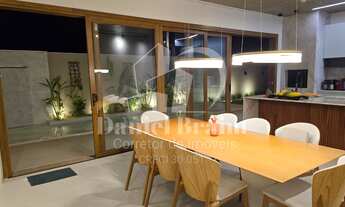 Imagem: Sobrado Exuberante com 3 suites, Varanda