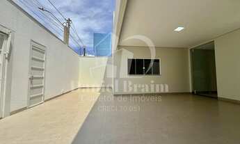 Imagem 2: Casa com piscina a venda no Jardim Vitoria